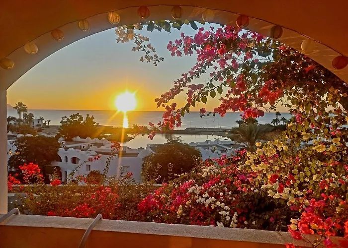 Domina Coral Bay - Salt & Sea View 5* Şarm El-Şeyh